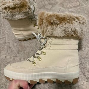 Sperry torrent winter boots. New.
